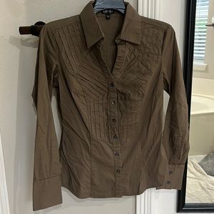 Express fitted button down long sleeve stretchy business blouse - Army green
